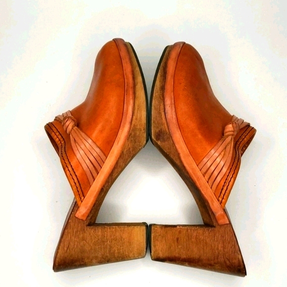 Vintage Charles David Clogs - Picture 6 of 11